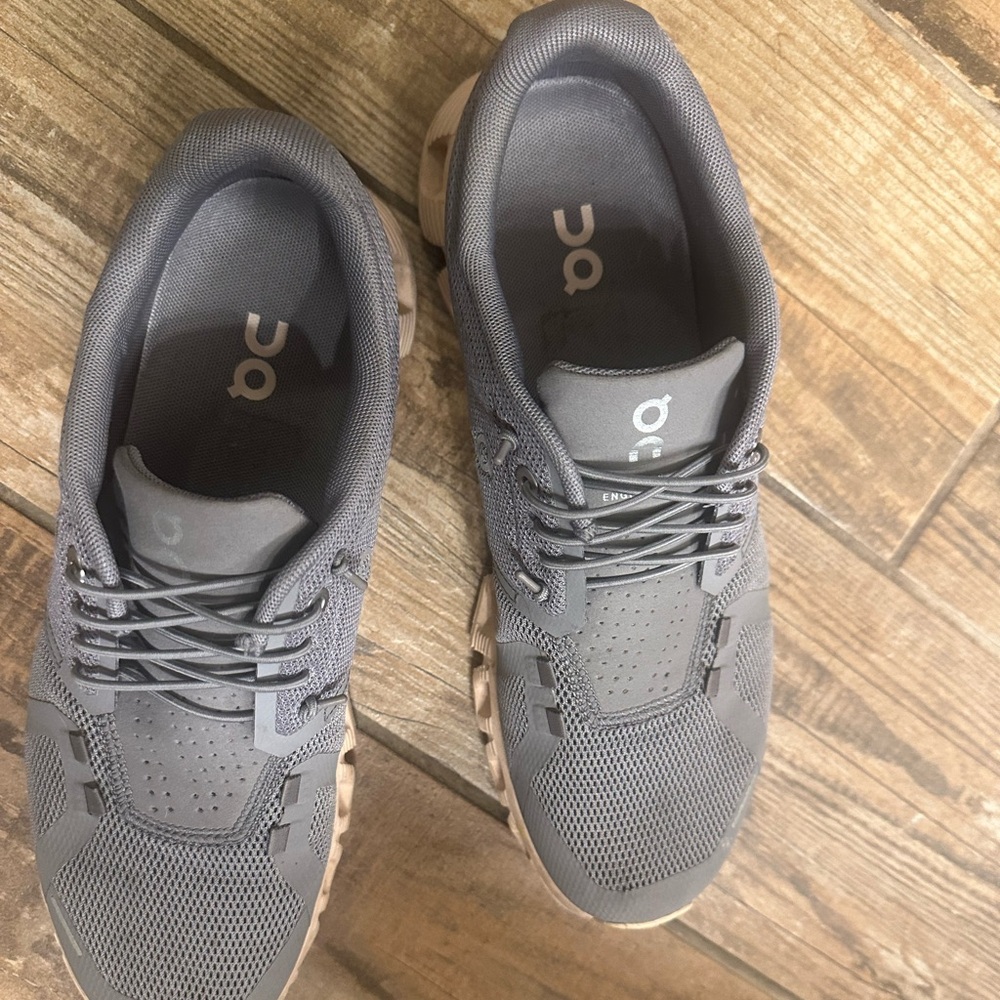 On Cloud slip on sneakers